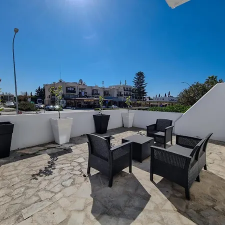 Apartment Lavi La 2b, Sea Breeze, *