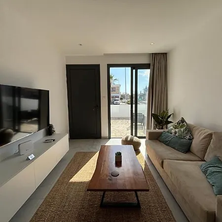 Διαμέρισμα Lavi La 2b, Sea Breeze, Πάφος